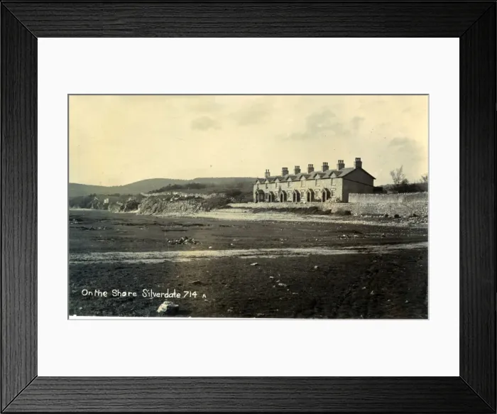 Framed Print : The Shoreside, Silverdale, Carnforth, England Framed Print : The Shoreside, Silverdale, Carnforth, England