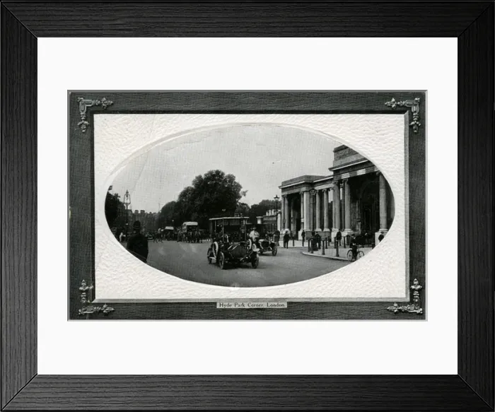 Framed Print : Vintage Cars, Hyde Park Corner, Belgravia, England Framed Print : Vintage Cars, Hyde Park Corner, Belgravia, England