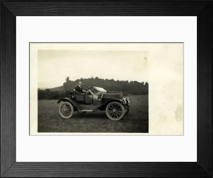 Framed Print : Vintage Car (awaiting identification), USA Framed Print : Vintage Car (awaiting identification), USA