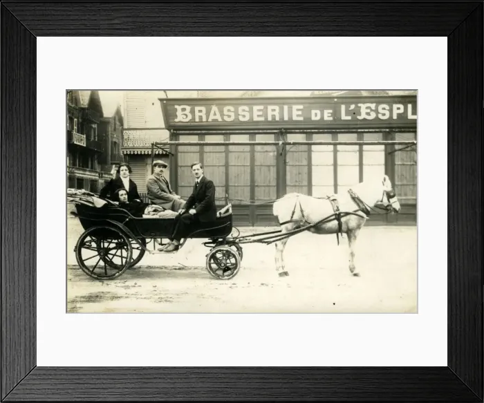 Framed Print : Brasserie de l Esplanade, Esplanade Parmentier, Berck Sur Me Framed Print : Brasserie de l Esplanade, Esplanade Parmentier, Berck Sur Me