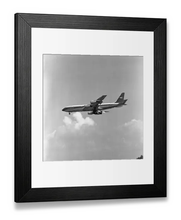 Framed Print : Boeing 707-436 G-APFD first BOAC 707 LAP 1960 Framed Print : Boeing 707-436 G-APFD first BOAC 707 LAP 1960