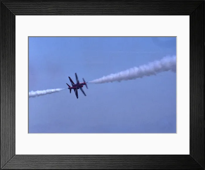 Framed Print : BAe Systems Hawks RAF Red Arrows Synchro Pair close pass Framed Print : BAe Systems Hawks RAF Red Arrows Synchro Pair close pass