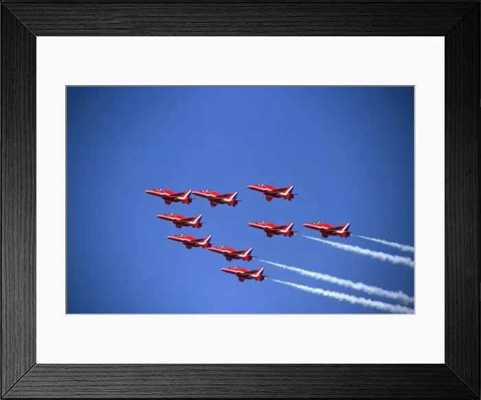 Framed Print : BAe Systems Hawks RAF Red Arrows flypast RIAT Fairford 2005 Framed Print : BAe Systems Hawks RAF Red Arrows flypast RIAT Fairford 2005