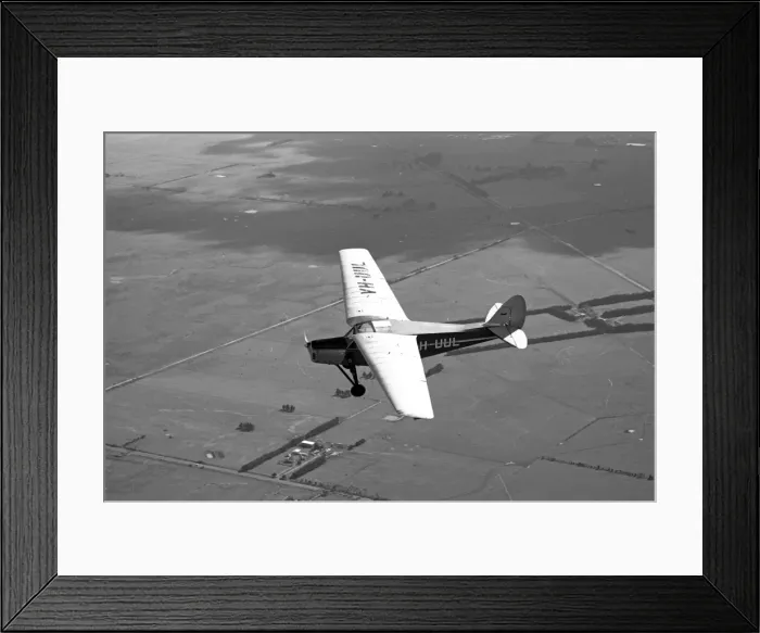 Framed Print : De Havilland Leopard Moth G-AIYS private flying at Berwick Framed Print : De Havilland Leopard Moth G-AIYS private flying at Berwick