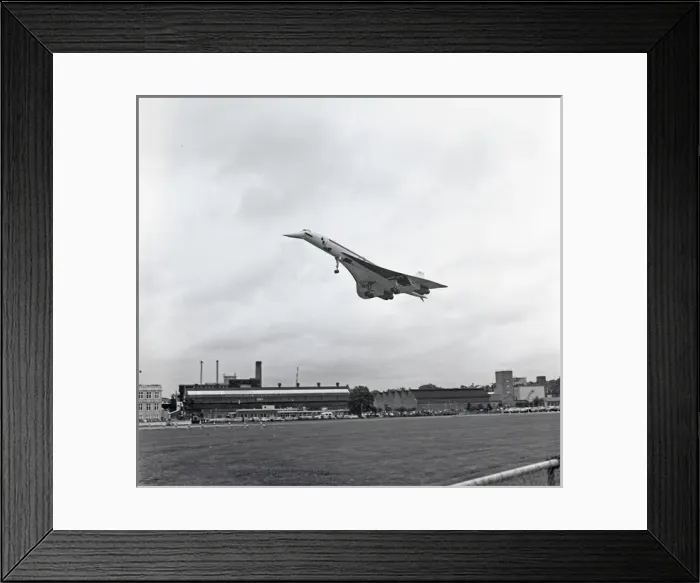 Framed Print : Aerospatiale-BAC Concorde G-AXDN Farnborough 1974 Framed Print : Aerospatiale-BAC Concorde G-AXDN Farnborough 1974
