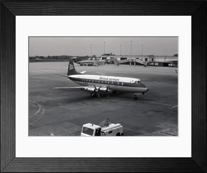Framed Print : Vickers Viscount 802 G-AOHW British Airways Ringway 1974 Framed Print : Vickers Viscount 802 G-AOHW British Airways Ringway 1974