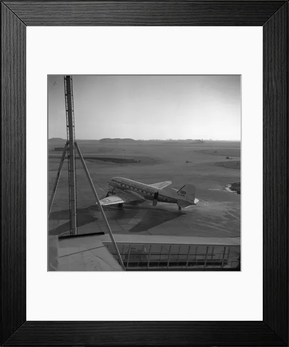 Framed Print : Douglas DC-3 G-AGHL BEA LAP Framed Print : Douglas DC-3 G-AGHL BEA LAP