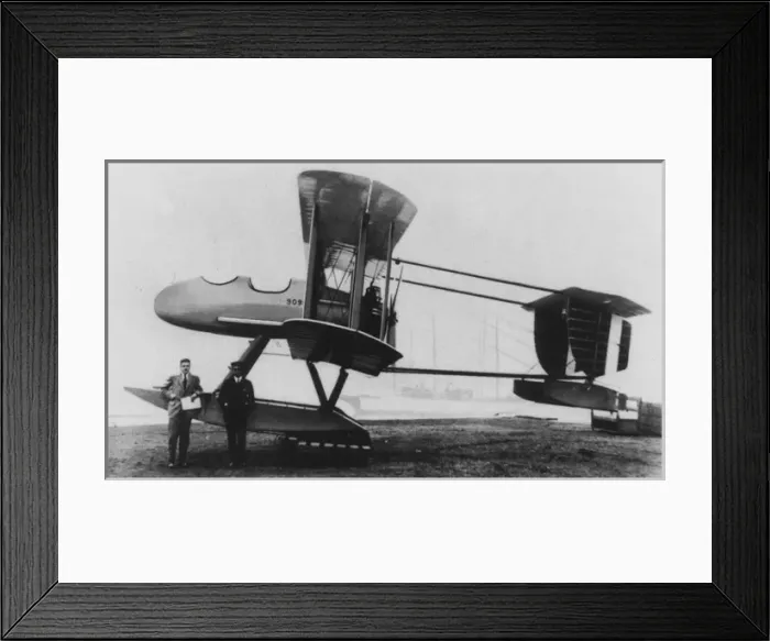 Framed Print : Admiralty AD Navyplane, beached, (side view) Framed Print : Admiralty AD Navyplane, beached, (side view)