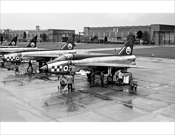 English Electric Lightning T. 4 XM989 56 Squadron RAF