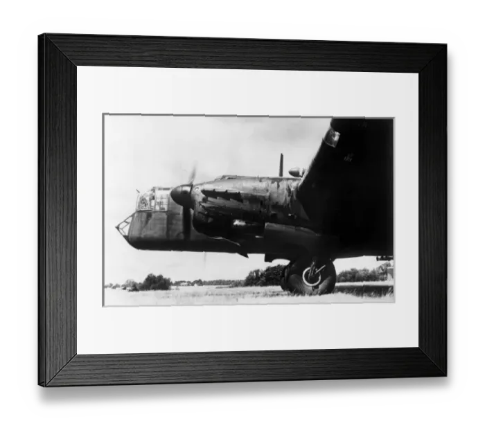 Framed Print : Armstrong Whitworth AW 38 Whitley V -of the total 1, 81 Framed Print : Armstrong Whitworth AW 38 Whitley V -of the total 1, 81