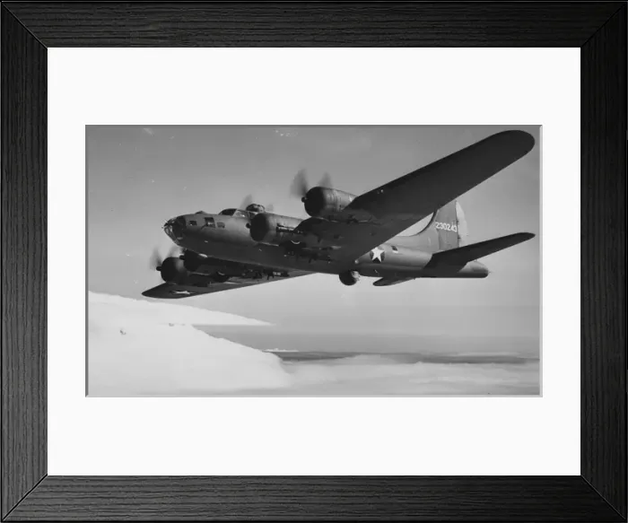 Framed Print : Boeing B-17F flying Framed Print : Boeing B-17F flying
