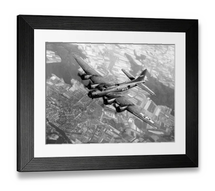 Framed Print : Boeing B-17F (forward view) aloft from above of 42303 Framed Print : Boeing B-17F (forward view) aloft from above of 42303