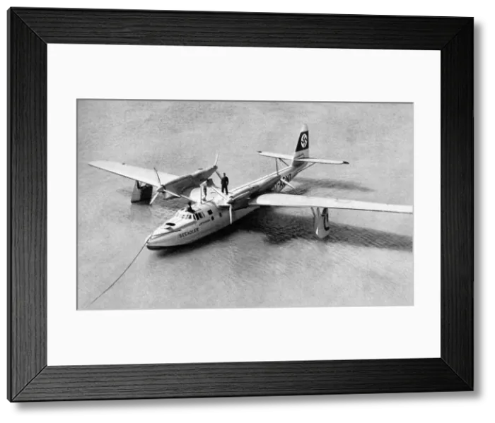 Framed Print : Dornier Do 26 (forward view, on water) Framed Print : Dornier Do 26 (forward view, on water)