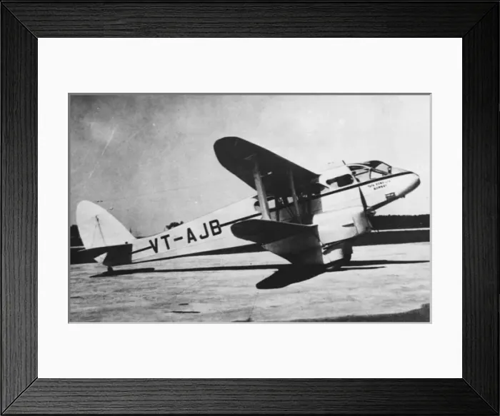 Framed Print : De Havilland DH89 Dragon Rapide -Tata Sons, (side view Framed Print : De Havilland DH89 Dragon Rapide -Tata Sons, (side view