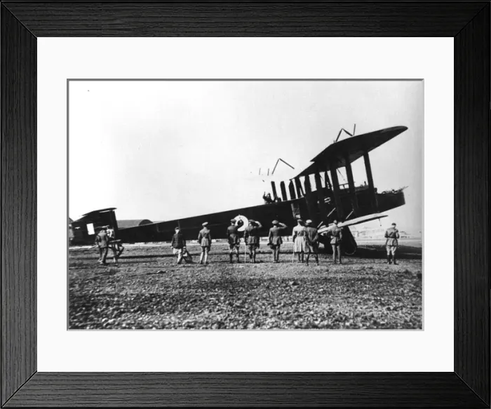 Framed Print : Handley Page 0-400 about to depart