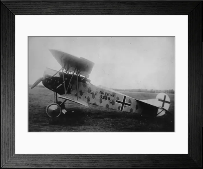 Framed Print : Fokker DVII, 5220-18, (side view, on the ground) Framed Print : Fokker DVII, 5220-18, (side view, on the ground)