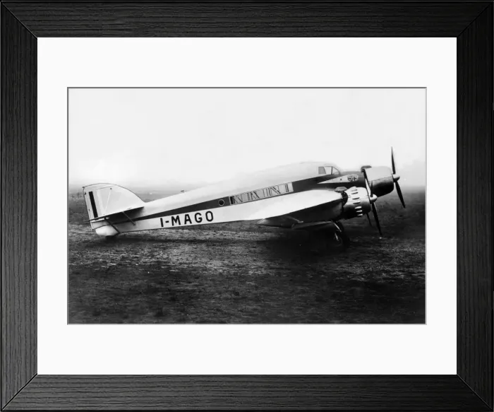 Framed Print : Savoia Marchetti S79 (side view, on the ground) of prot Framed Print : Savoia Marchetti S79 (side view, on the ground) of prot