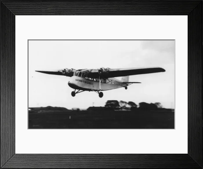 Framed Print : Short S16 Scion of Southend Framed Print : Short S16 Scion of Southend
