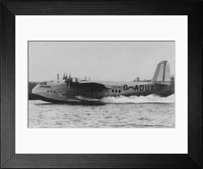 Framed Print : Short S23 C Class Imperial, (side view, taking-off) Framed Print : Short S23 C Class Imperial, (side view, taking-off)