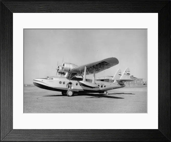 Framed Print : Sikorsky S-43B of Inter Island Airways parked Framed Print : Sikorsky S-43B of Inter Island Airways parked