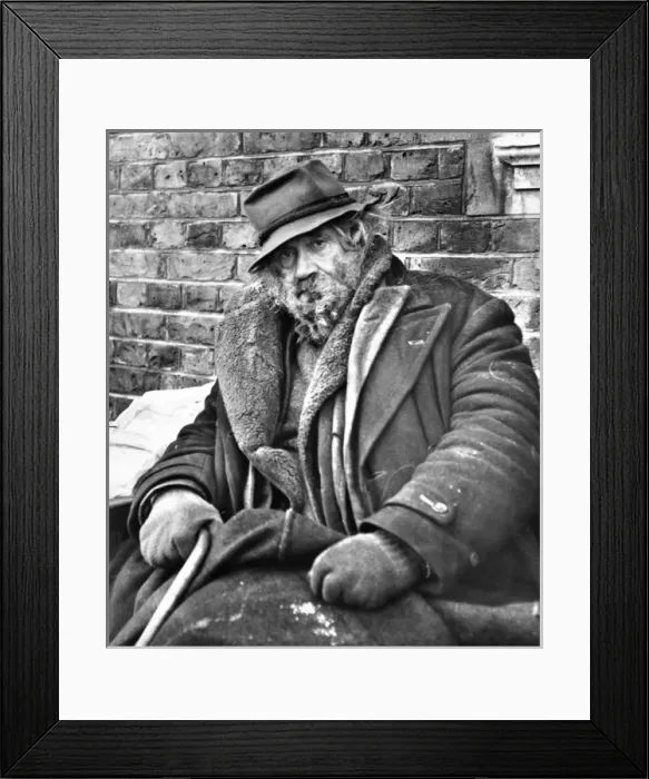 Framed Print : Tramp on a Balham street, SW London Framed Print : Tramp on a Balham street, SW London