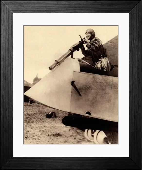 Framed Print : WW1 - Lady aviator air-gunner demonstration in aeroplane Framed Print : WW1 - Lady aviator air-gunner demonstration in aeroplane