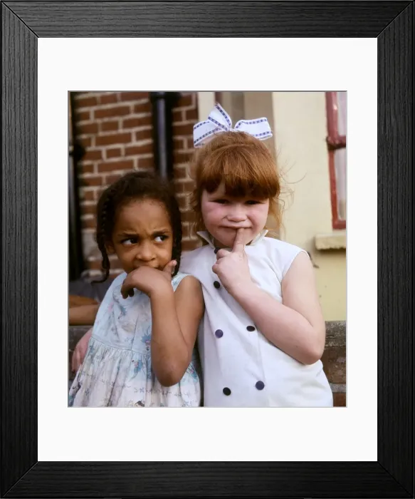 Framed Print : Two little girls on a Balham street, SW London Framed Print : Two little girls on a Balham street, SW London