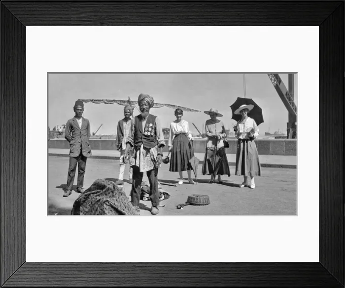 Framed Print : Group of colonials in India Framed Print : Group of colonials in India