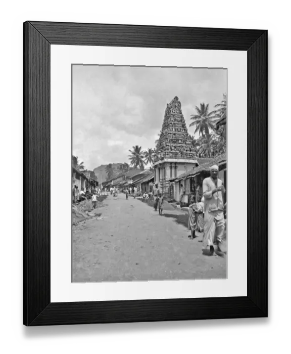 Framed Print : Street scene in India Framed Print : Street scene in India