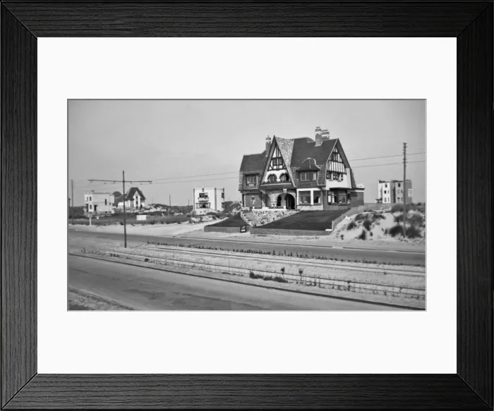 Framed Print : Interesting houses by a dual carriageway Framed Print : Interesting houses by a dual carriageway