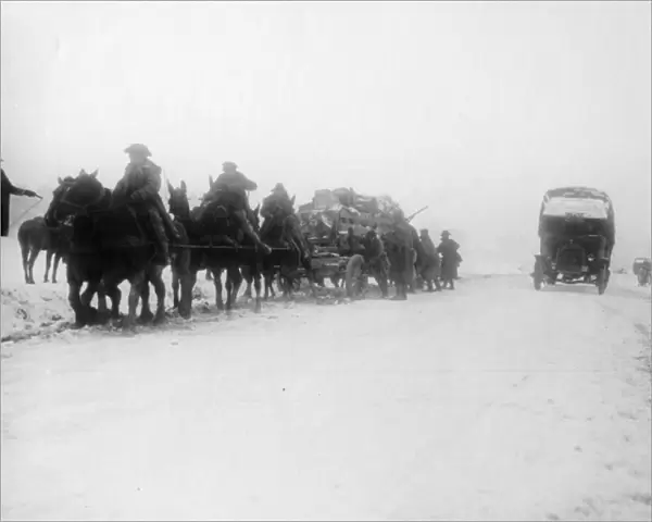 Soldiers and horses on the Western Front, WW1