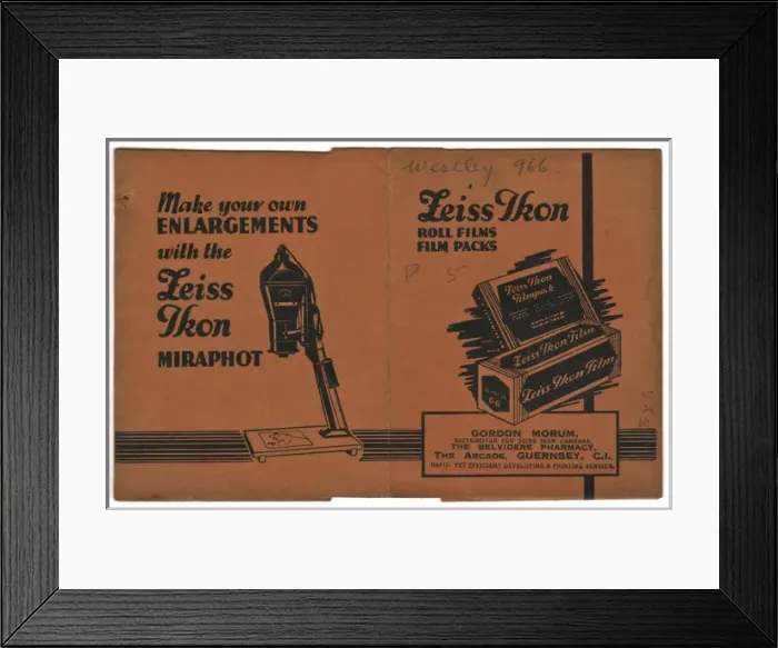 Framed Print : Photographic print wallet Framed Print : Photographic print wallet