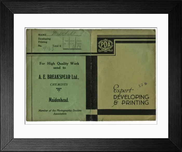 Framed Print : Photographic print wallet Framed Print : Photographic print wallet