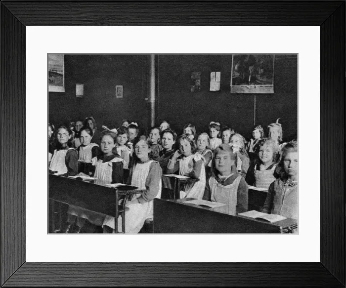 Framed Print : Barnardos Girls Village Home, Barkingside - Classroom Framed Print : Barnardos Girls Village Home, Barkingside - Classroom