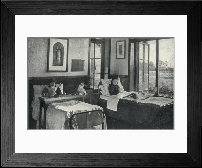 Framed Print : National Childrens Home (NCH), Harpenden - Sanatorium Ward Framed Print : National Childrens Home (NCH), Harpenden - Sanatorium Ward