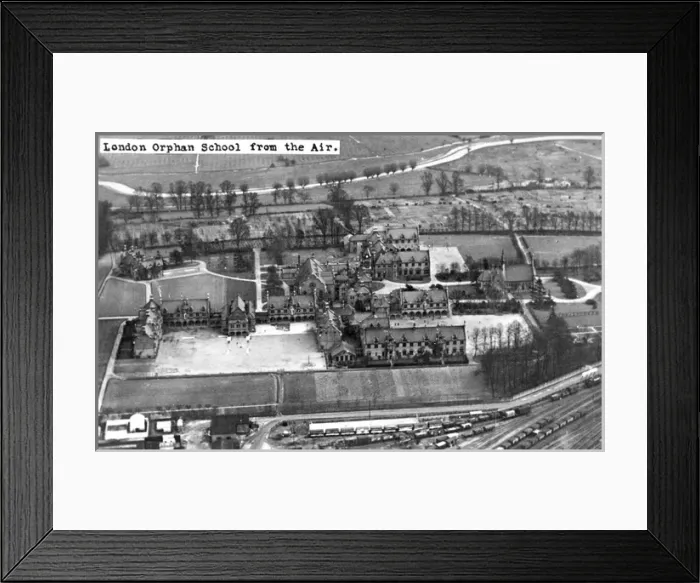 Framed Print : London Orphan Asylum / School, Watford - Aerial view Framed Print : London Orphan Asylum / School, Watford - Aerial view