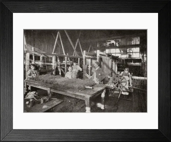 Framed Print : Barnardos Home, Stepney Causeway, East London - Matmakers Framed Print : Barnardos Home, Stepney Causeway, East London - Matmakers