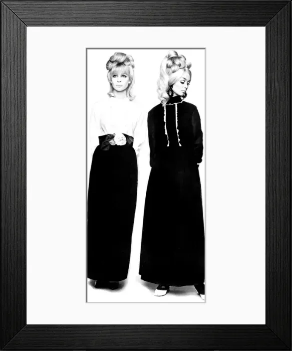 Framed Print : Fashion trends Advertisement Framed Print : Fashion trends Advertisement