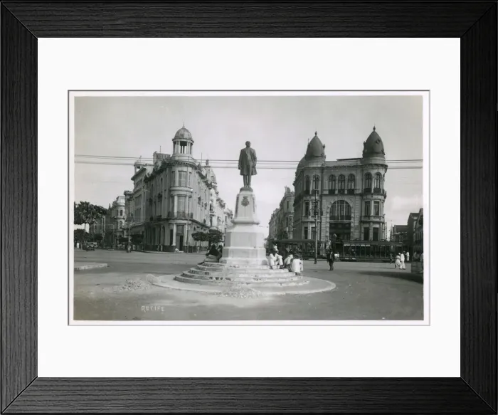Framed Print : Statue in Recife, Pernambuco, Brazil Framed Print : Statue in Recife, Pernambuco, Brazil