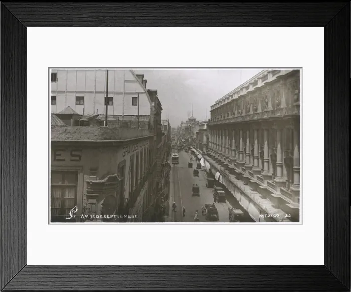Framed Print : Avenida 16 de Septiembre, Mexico City, Mexico Framed Print : Avenida 16 de Septiembre, Mexico City, Mexico