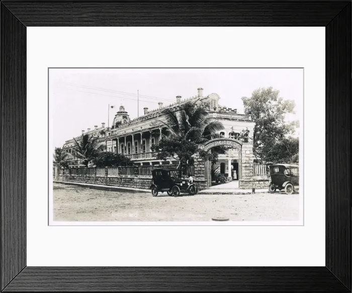 Framed Print : Nursing home in Veracruz, Mexico Framed Print : Nursing home in Veracruz, Mexico