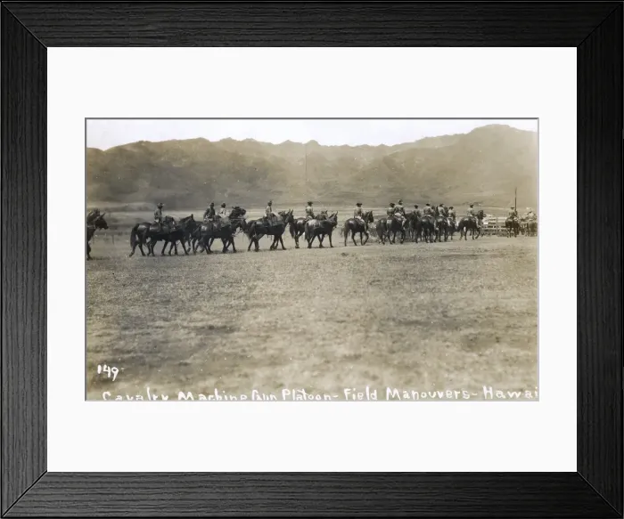 Framed Print : US Cavalry on manoeuvres, Oahu Island, Hawaii, USA Framed Print : US Cavalry on manoeuvres, Oahu Island, Hawaii, USA