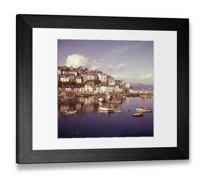 Framed Print : Vessels in Brixham Harbour, Devon Framed Print : Vessels in Brixham Harbour, Devon