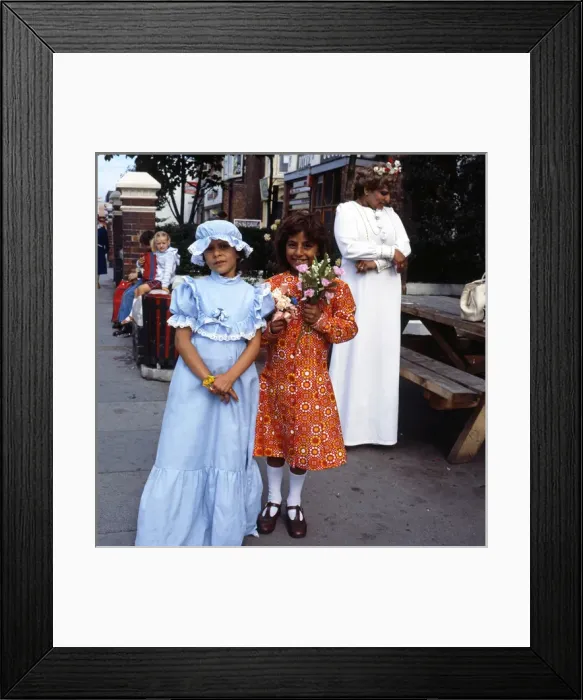 Framed Print : Untitled. Linthorpe Road, Middlesbrough 1970s Framed Print : Untitled. Linthorpe Road, Middlesbrough 1970s