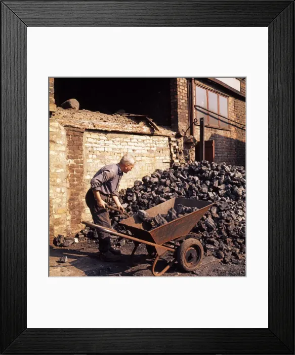 Framed Print : Browns Foundry 12. Stockton on Tees 1970ss Framed Print : Browns Foundry 12. Stockton on Tees 1970ss
