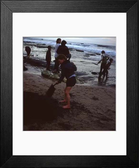 Framed Print : Untiitled. Hartlepool beach 1970s Framed Print : Untiitled. Hartlepool beach 1970s