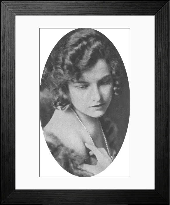Framed Print : A portrait of Marcelle De Saint Martin Framed Print : A portrait of Marcelle De Saint Martin