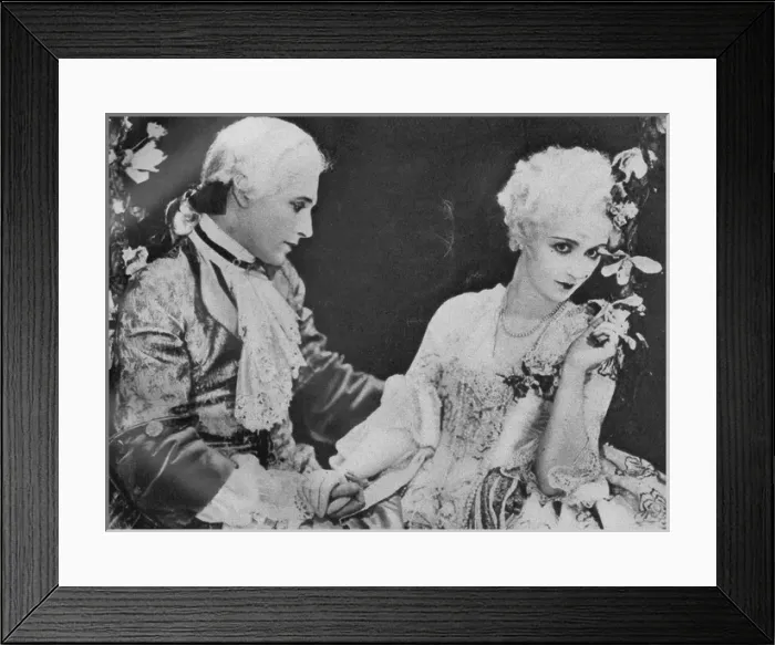 Framed Print : Ivor Novello and Nina Vanna in The Triumph of the Rat (1926) Framed Print : Ivor Novello and Nina Vanna in The Triumph of the Rat (1926)