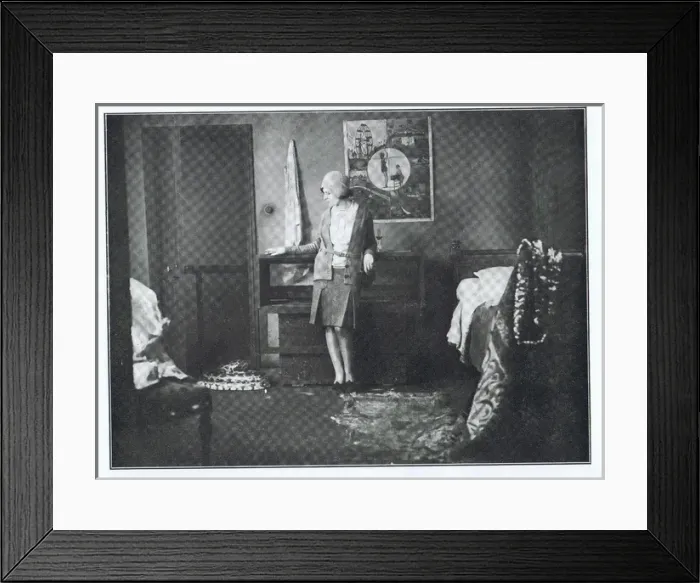Framed Print : A scene from City of Play (1929) Framed Print : A scene from City of Play (1929)