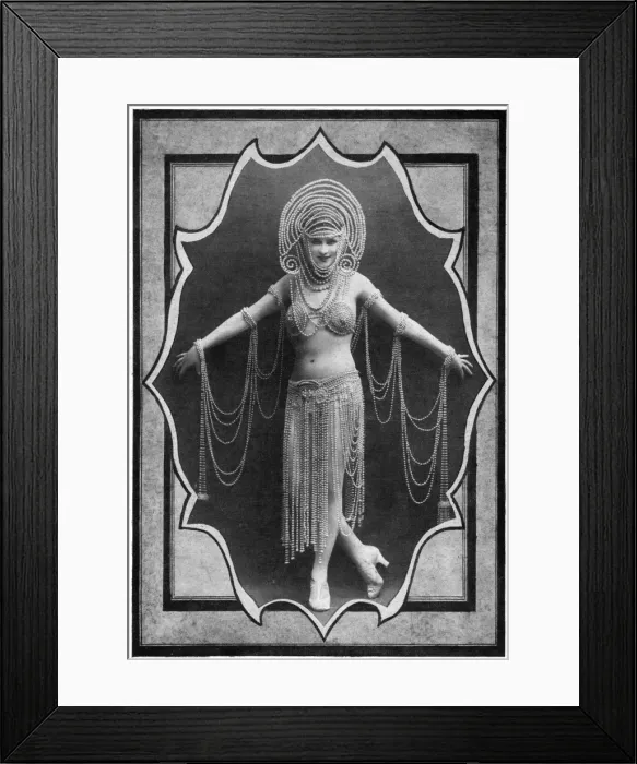 Framed Print : Mlle Mackinnon at the Casino de Paris Framed Print : Mlle Mackinnon at the Casino de Paris